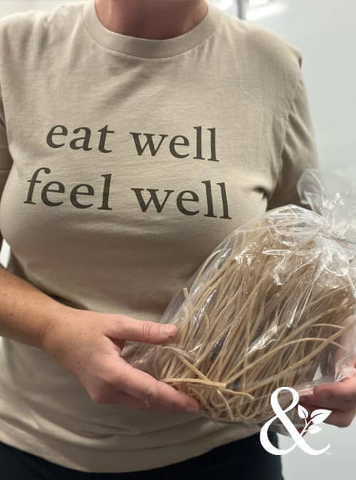 Eat Well Feel Well T-Shirt | Dirt & Devotion